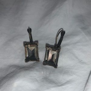 Dangle earring